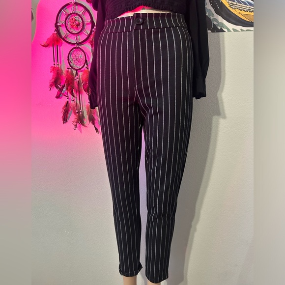 FOREVER21 Pant Bundle - Picture 3 of 12